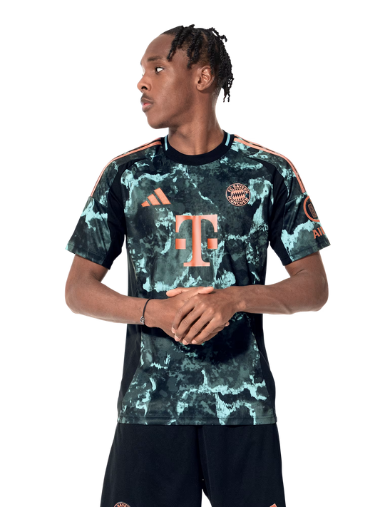 Bayern München Fußballtrikot 23/24 - Neuerscheinung